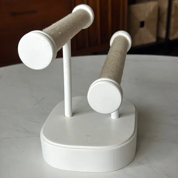 White and Tan Jewelry Stand - Picture 3 of 7